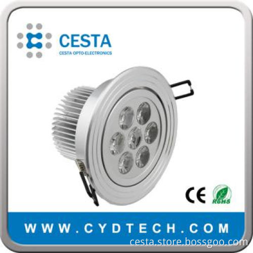 LED Downlight with 7W, 525lm, >75Ra, Adjustable